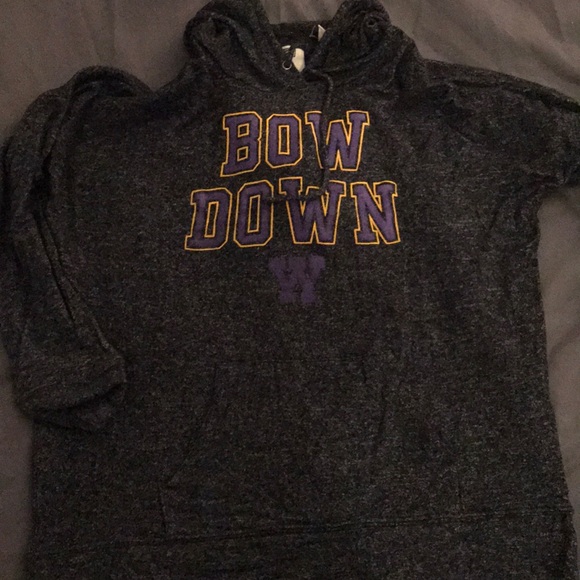 American Eagle Outfitters Tops - University of Washington hoodie American Eagle Outfitters Tops - University of Washington hoodie